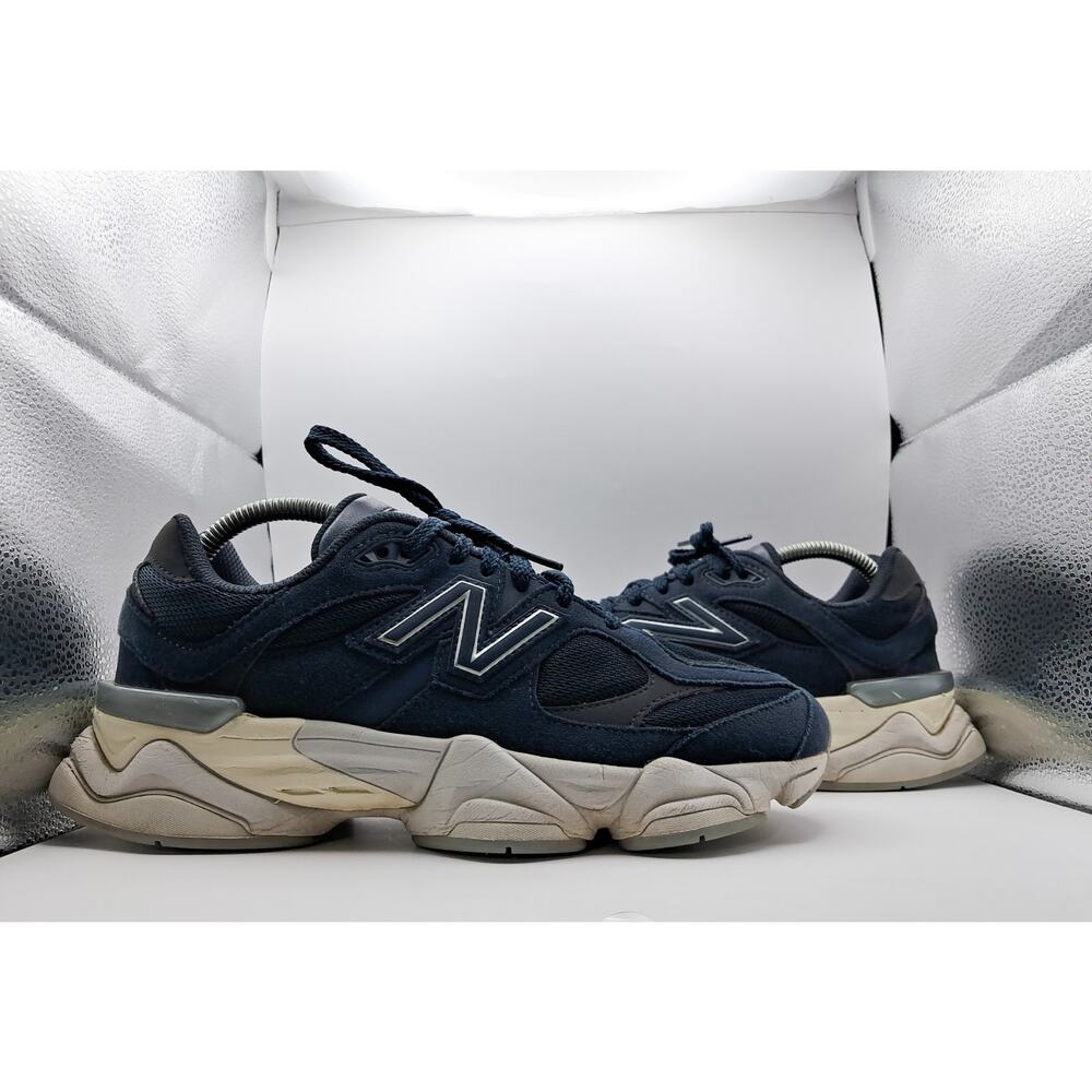 New Balance Kids Sneakers - Navy and Cream